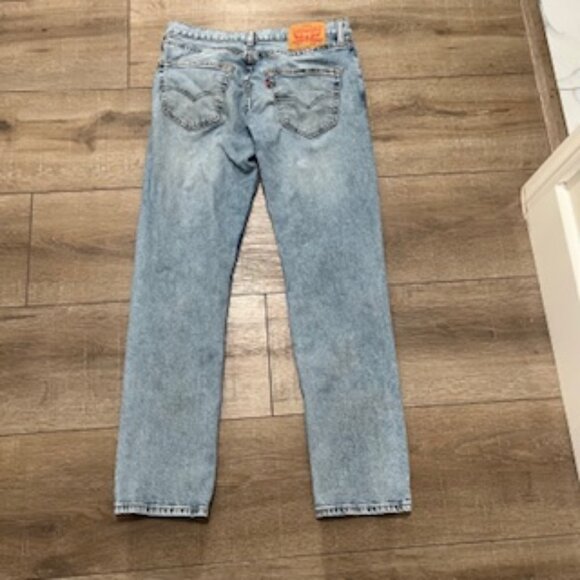 Levi’s 511 Jeans Size 33 X 30 Light Wash Denim Straight Legs - Picture 9 of 11